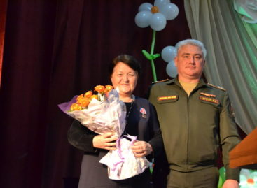Сальчанок наградили медалями за вклад в развитие района
