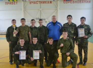 Сальские кадеты: Кто спорта боится — в казаки не годится