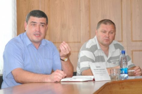 Максим Бабин: теплая погода и буйствующая трава способствуют стремительному размножению клещей