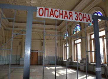 Железнодорожный вокзал в Сальске: снести нельзя оставить