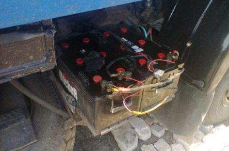 В Сальске украли аккумуляторы с грузовой машины