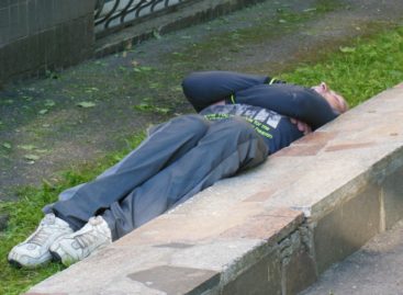 В Сальске трое молодых людей были госпитализированы в реанимацию