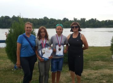 Сальские гребцы успешно выступили в Каменске-Шахтинском