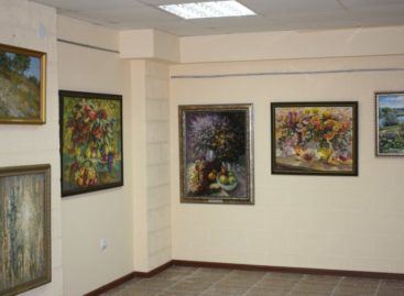 Выставка «Таланты родной земли» открыта в художественной галерее «Космос»