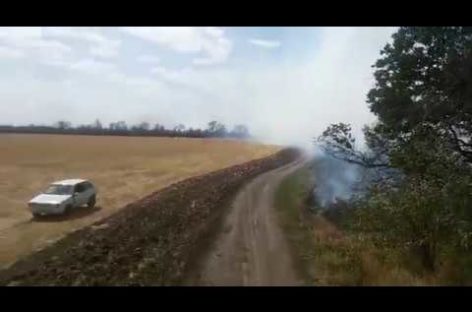 С полудня до самой ночи сальские пожарные боролись с огнём