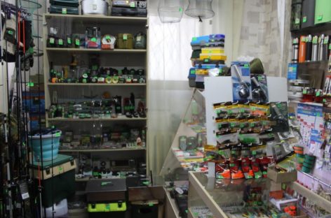 В Сальске сыщики поймали подозреваемого в ограблении рыболовного магазина