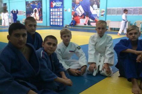 Сальские дзюдоисты сегодня выступят в Таганроге