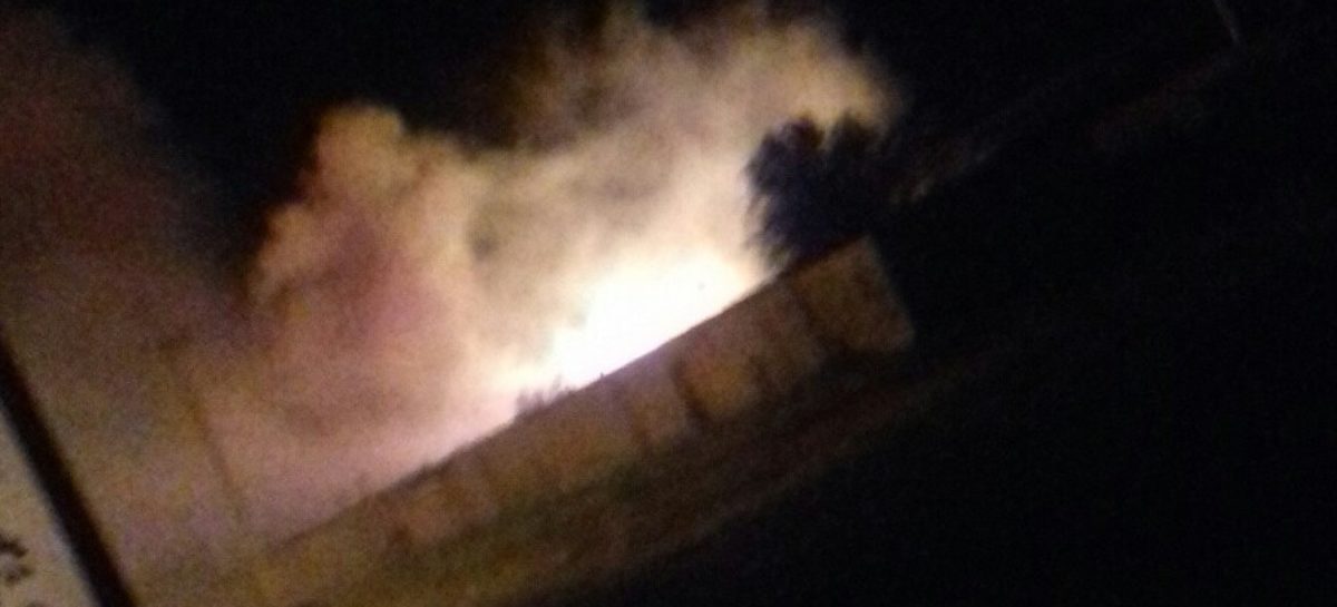 В Сальском районе снова тушили пожар