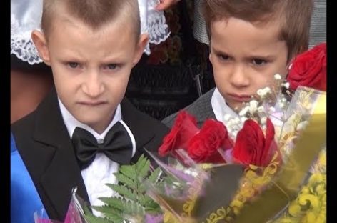 В Сальске первый школьный звонок прозвенел для 1250 первоклашек