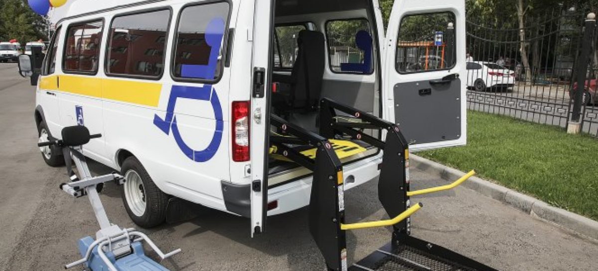 В Сальске будет работать «социальное такси» для инвалидов-колясочников