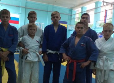 Сальские дзюдоисты завоевали три медали в Таганроге