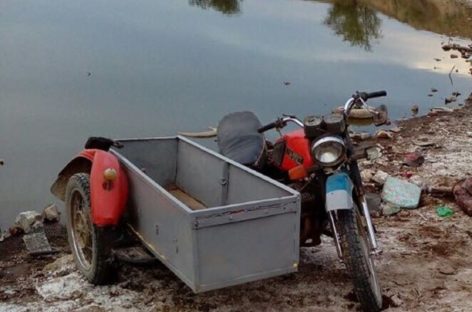 В селе Шаблиевка Сальского района перевернулся и погиб мотоциклист