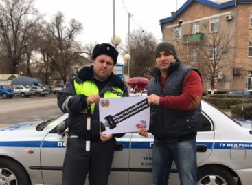 Сальские тренеры советуют сальчанам пристегиваться в автомобиле
