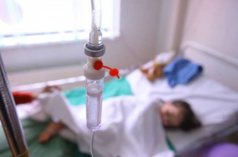 В Сальском районе семилетний мальчик отравился алкоголем