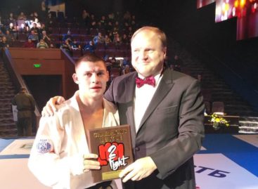 Сальский рукопашник Александр Зайцев победил в финале H2HFIGHT.