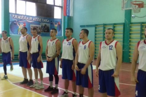 Баскетбол: сальский «Русич» встретился с «Азовом»