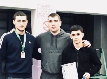 Гигантовские борцы привезли медали из Ростова