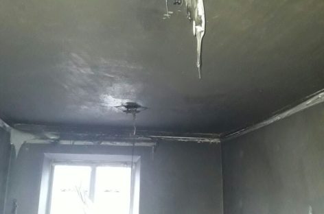 На улице Попова в Сальске случился пожар