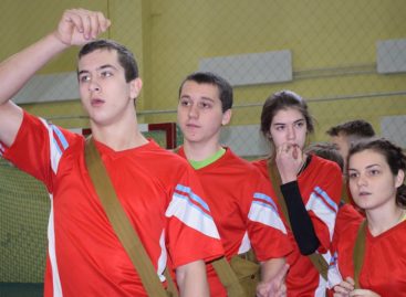 Отряд юных друзей полиции школы № 3 стал сильнейшим в Сальском районе