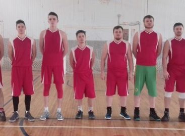 Баскетболисты сальского «Русича» завоевали еще две победы