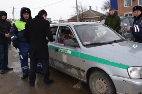 В Сальске сотрудники ГИБДД и приставы провели рейд