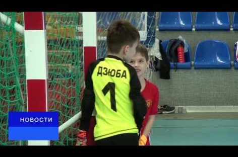 Кузница чемпионов: на площадке играют спортсмены ФК «Легион»