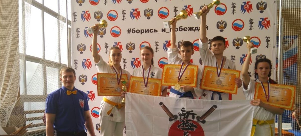 Каратисты киокусинкай из Сальска завоевали право выступить на первенстве России