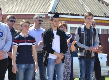 Для сальских призывников устроили настоящий праздник