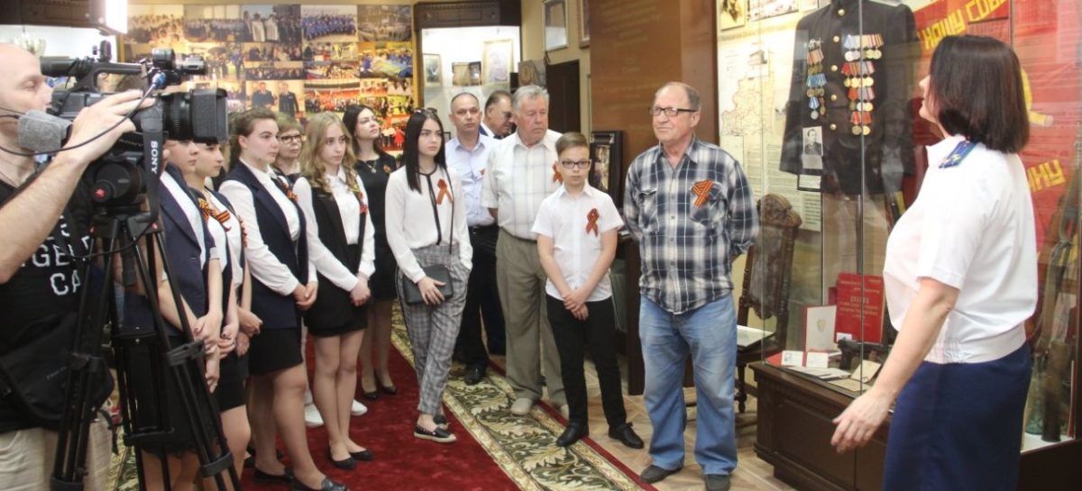 Сальские школьники побывали на экскурсии в областной прокуратуре