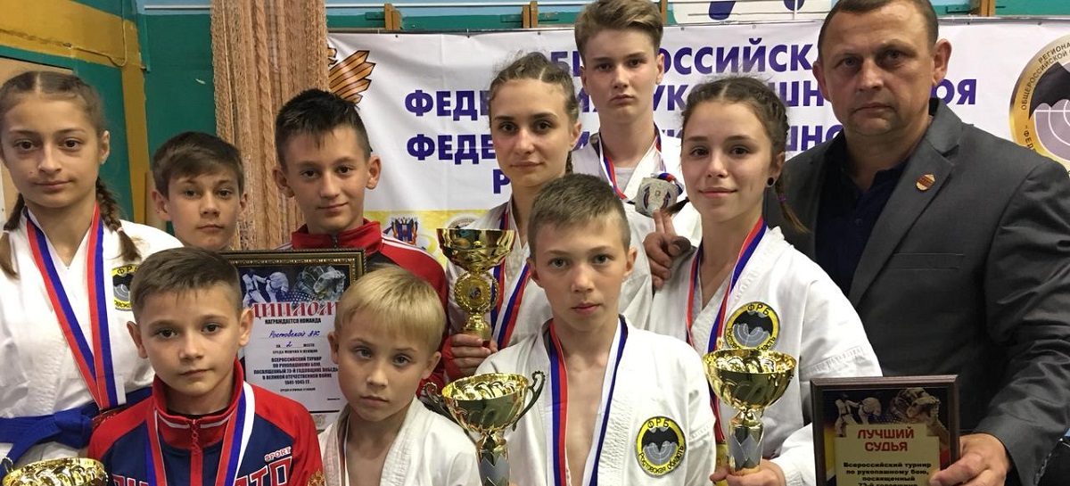 Рукопашный бой: спортсмены «Бойца» взяли девять медалей на Всероссийских соревнованиях