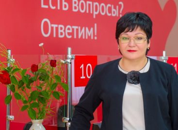 Сальчанка удостоена знака «Лучший работник МФЦ Дона»