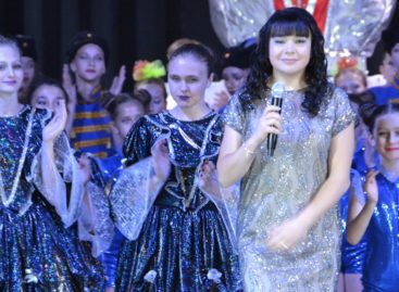 Шоу-балет «Ренессанс» дал заключительный концерт сезона