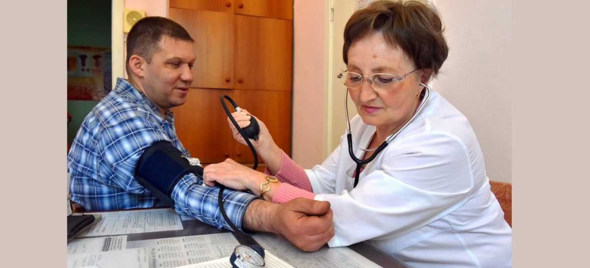 Определенные категории сальчан имеют право на регулярные медосмотры