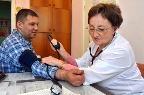 Определенные категории сальчан имеют право на регулярные медосмотры