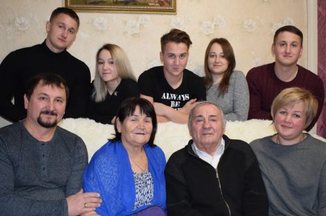 Cемья Рябошапка уже полвека читает «Сальскую степь»
