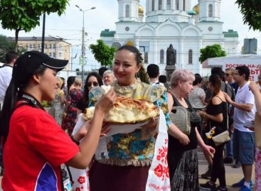 В Ростове-на-Дону в день матча между Бразилией и Швейцарией угощали болельщиков и не только