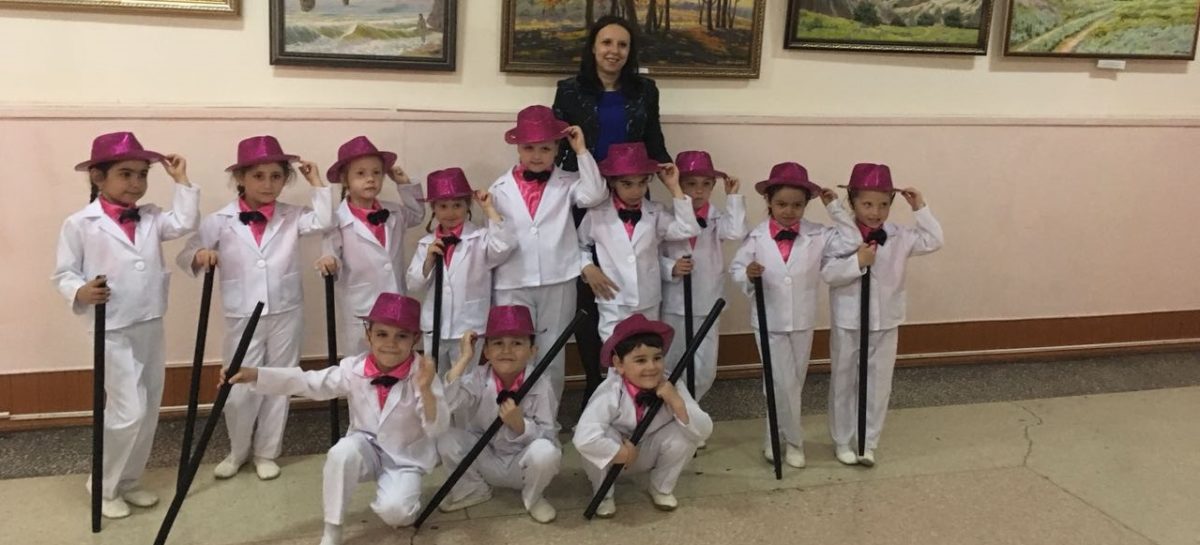 Юные танцоры из Сандаты успешно выступили в Таганроге