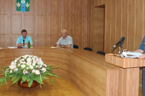 Более 510.000 тонн зерна нового урожая собрали сальские аграрии