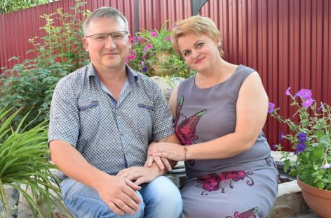 Серебряная свадьба сальской семьи: живут в любви и верности