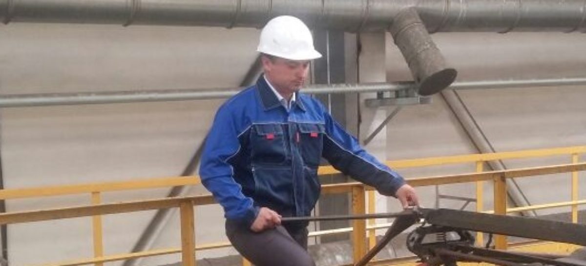Сальский мастер сервисного локомотивного депо вошёл в тройку лучших специалистов