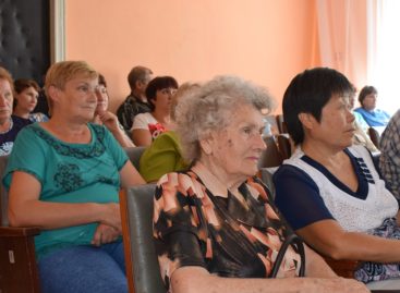 В хуторе Маяк состоялся отчёт главы местного поселения за полгода