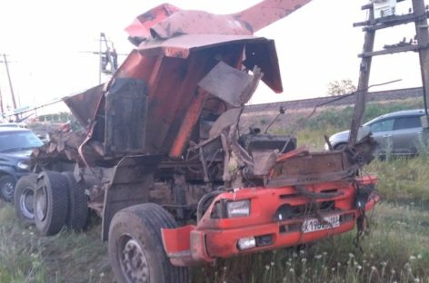Сальская дистанция пути участвует в месячнике «Внимание, переезд!»