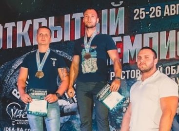 Сальчане показали себя на областном чемпионате по силовым видам спорта