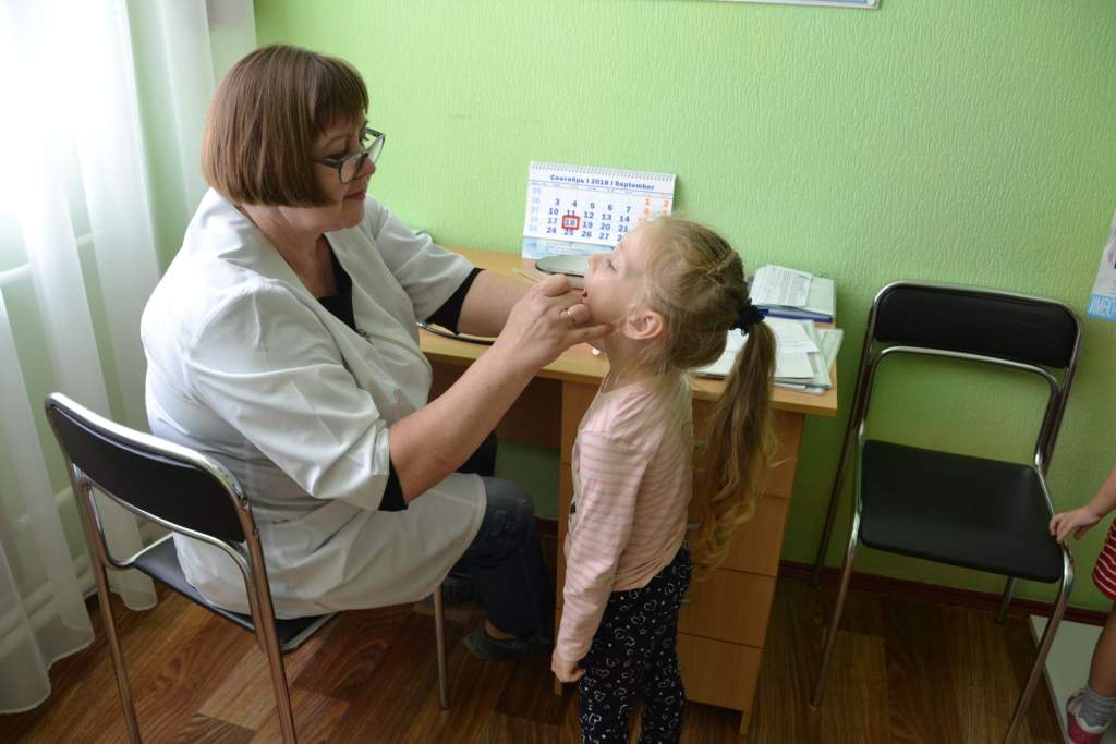 форма одежды для медрегистратора. врач педиатр погибла. вызов врача педиатра. лучшие детские педиатры. стелла ивановна луцак.