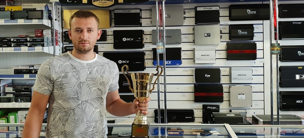 Сальчанин Антон Ятлов стал вице-чемпионом России по автозвуку