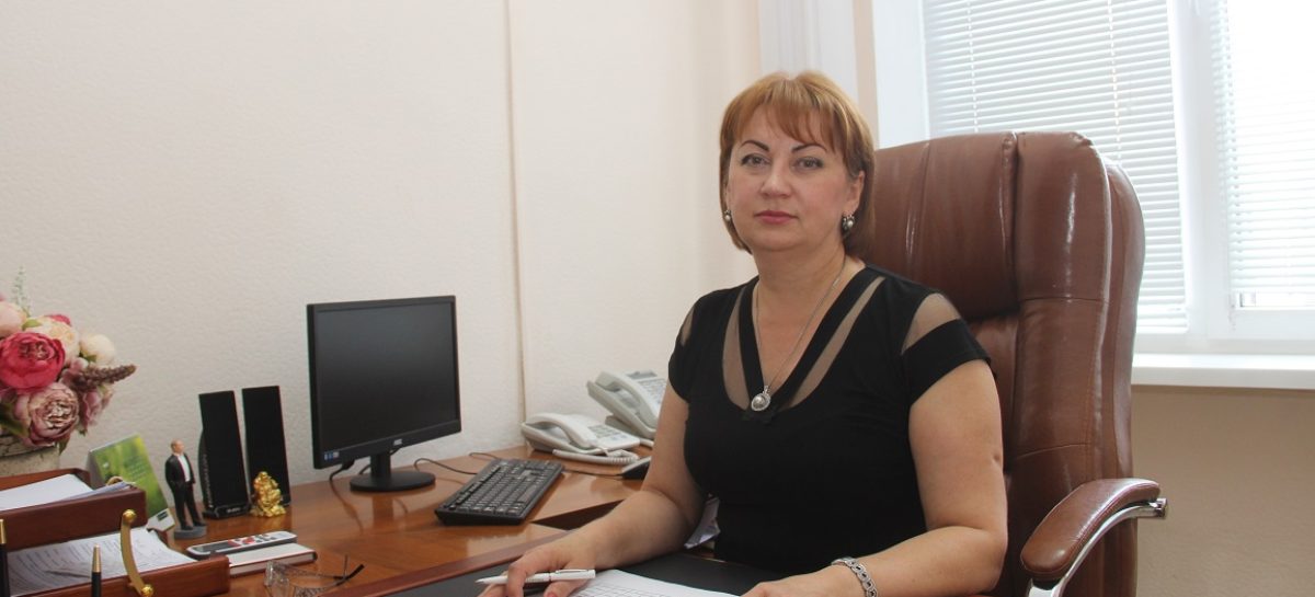 Светлана Дума: «По уровню заработной платы сальчане занимают восьмое место в области»