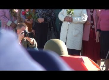 В Сальском районе перезахоронили останки бойца из Екатериновки