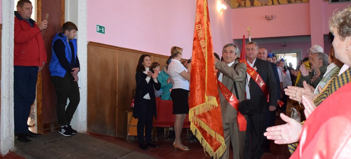 В Новом Егорлыке отметили юбилей комсомола