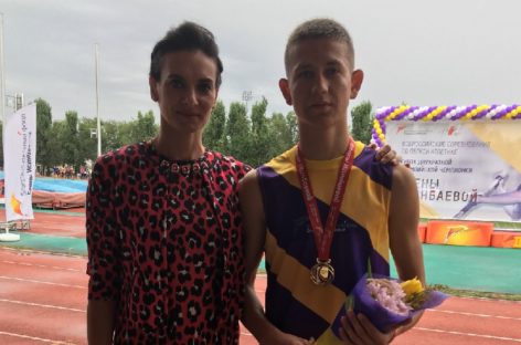 Сальские легкоатлеты победили на турнире Елены Исинбаевой в Волгограде