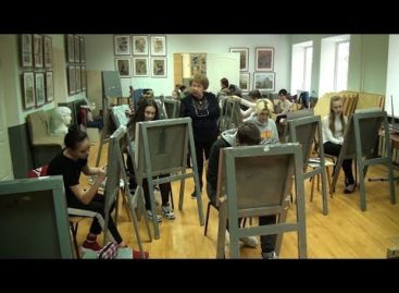 Кто главный на олимпиаде по искусству? Юные сальские художники готовятся показать класс